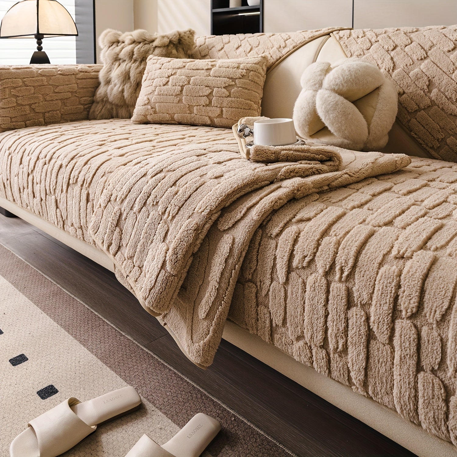 1pc AICHO HOUSE Plush Sofa Cushion - Luxury Jacquard Gray\u002FBeige\u002FWhite\u002FBlack, Soft Warm All- Fit for 1\u002F2\u002F3\u002F4-Seater Couches, Machine Washable Modern Bedspread-Style Cushion (Compatible with Sectional Sofas)